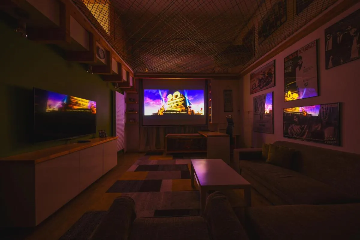 Image 4 of The Movie Apartment