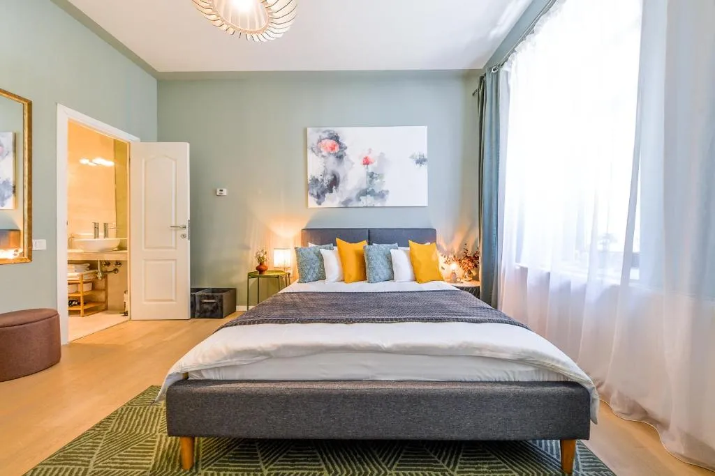 Image of The Nest – Downtown Studio 1