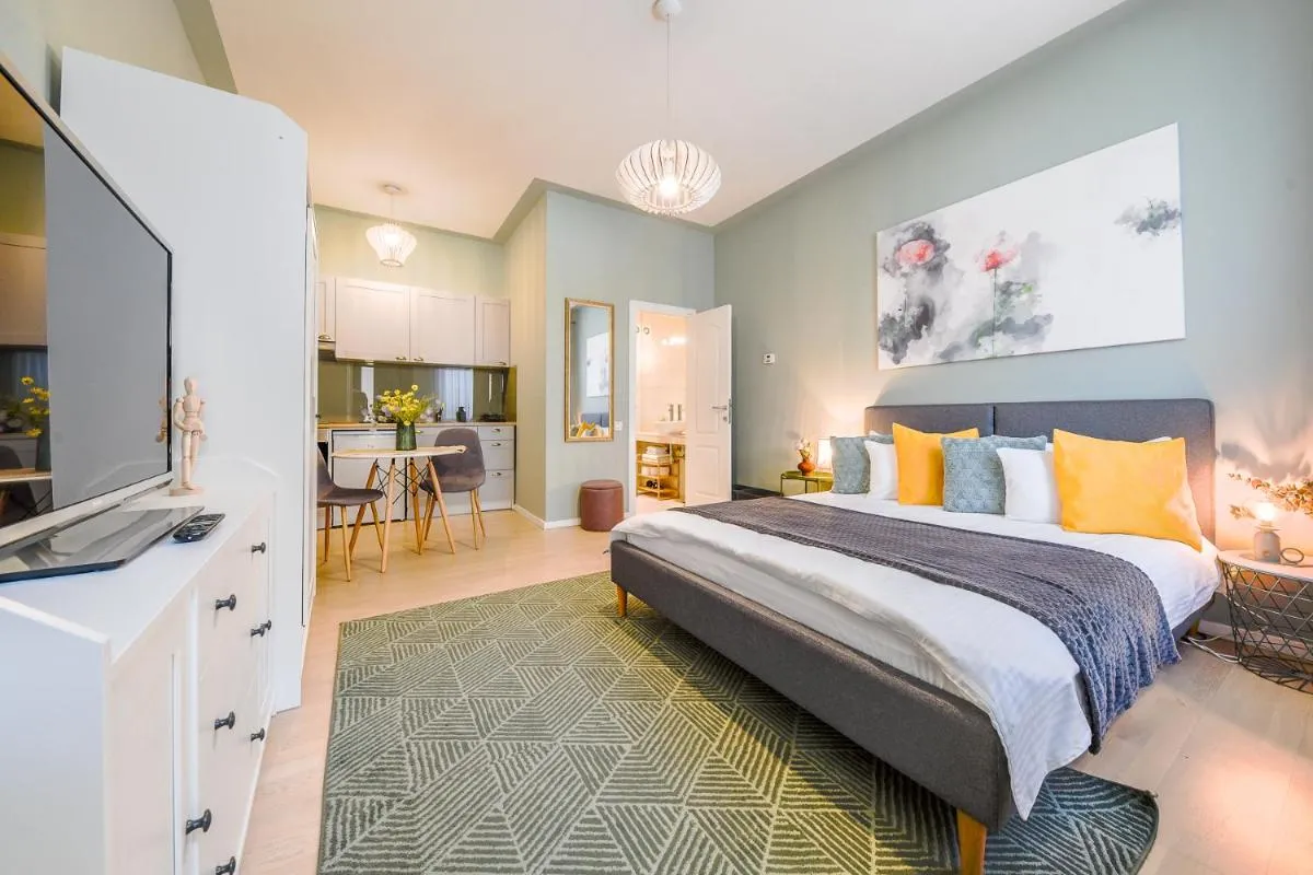 Image 1 of The Nest – Downtown Studio 1