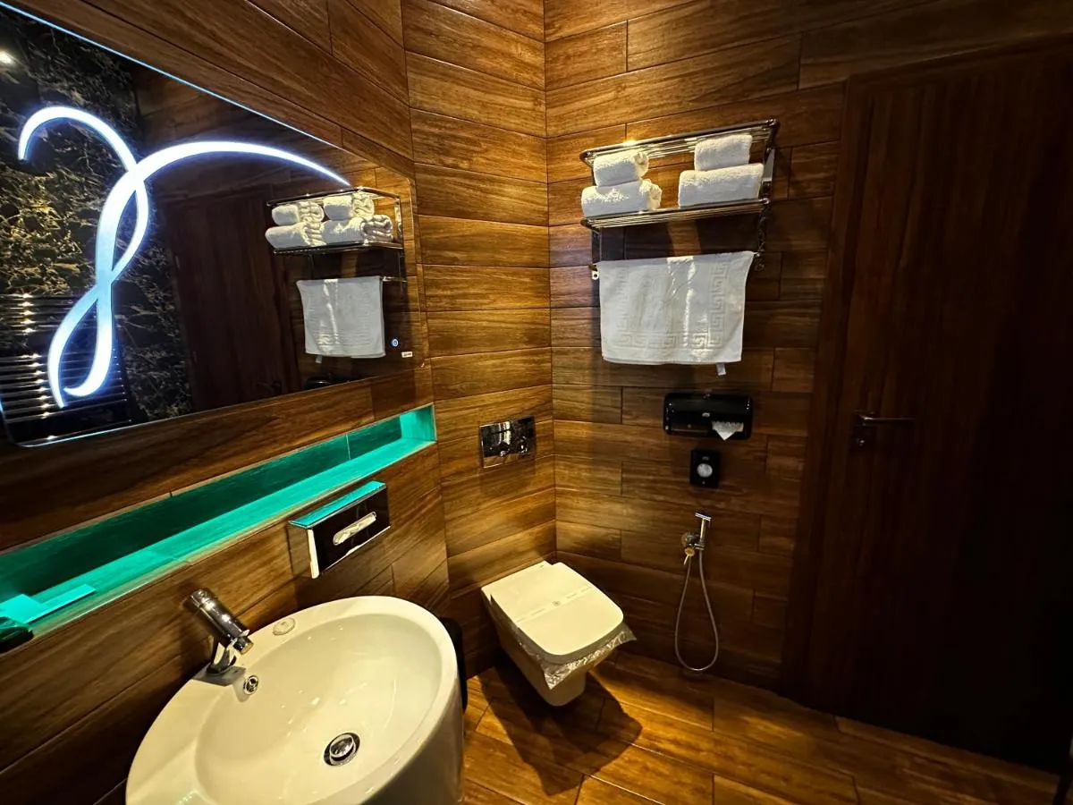 Image 2 of The Residence Central Jacuzzi Boutique (Adult Only)
