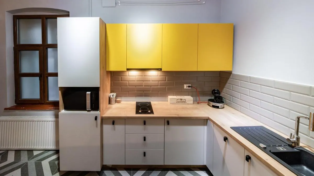 Image 2 of The yellow umbrella studio