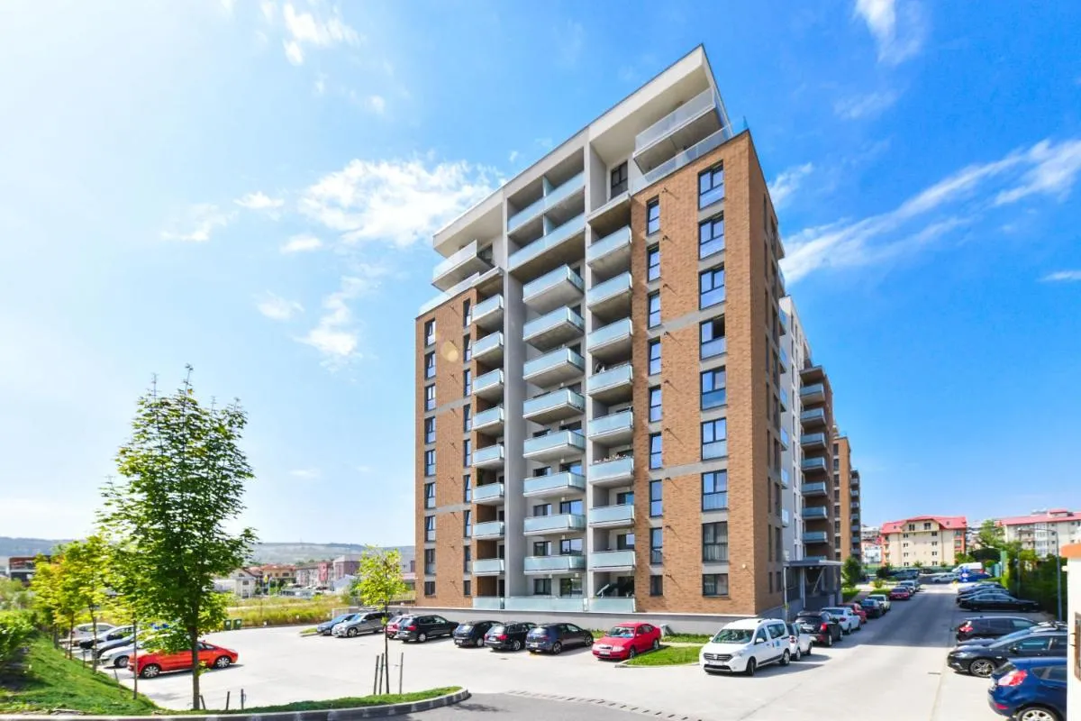 Image 5 of Top Floor View Penthouse