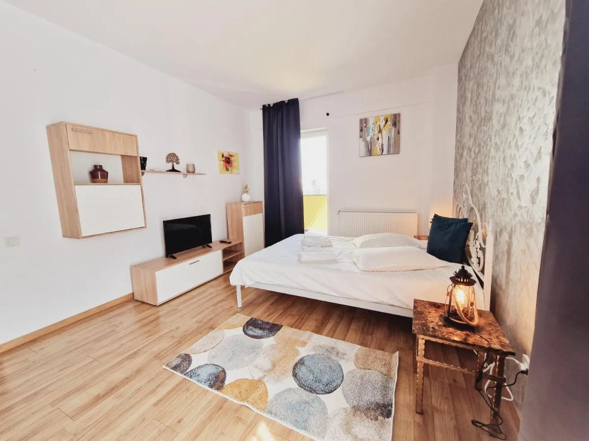 Image 4 of Ultracentral 5* Boutique Hotel style apartment. Brand new. 2 rooms. Spacious. Free parking