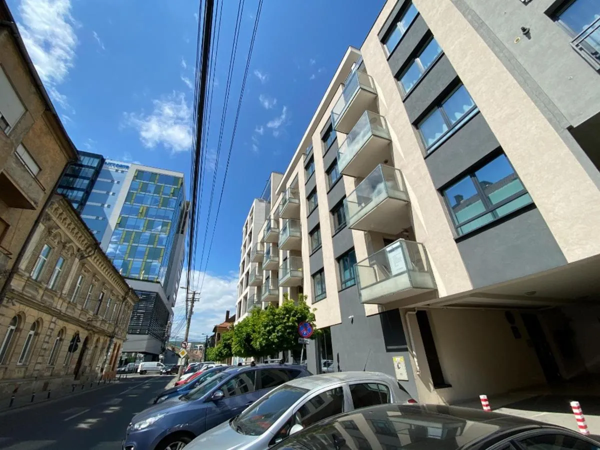 Image 5 of Ultracentral luxury apartment