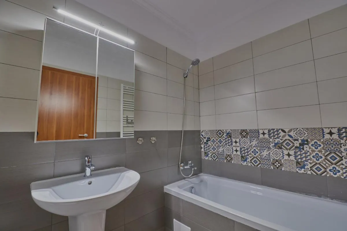 Image 2 of Velvet Apartments