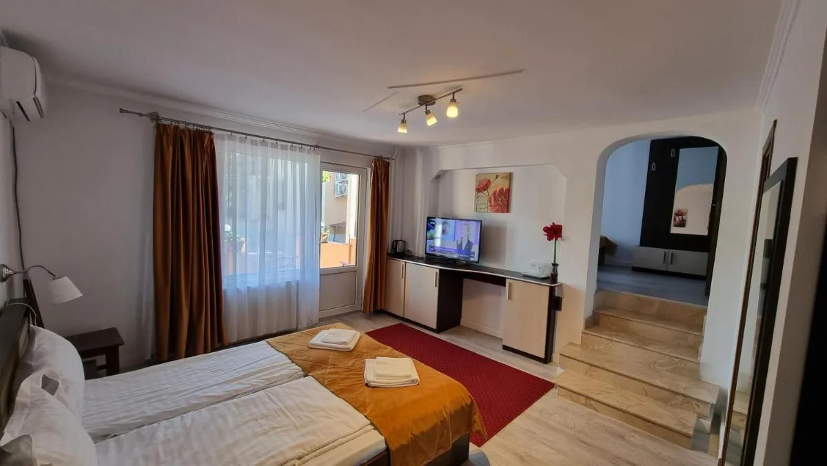 Image 1 of Vila Parc