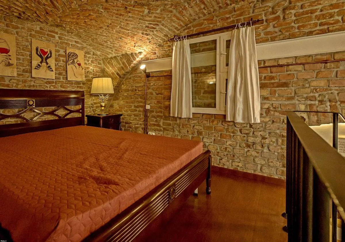 Image 1 of Vinodorum Apartments