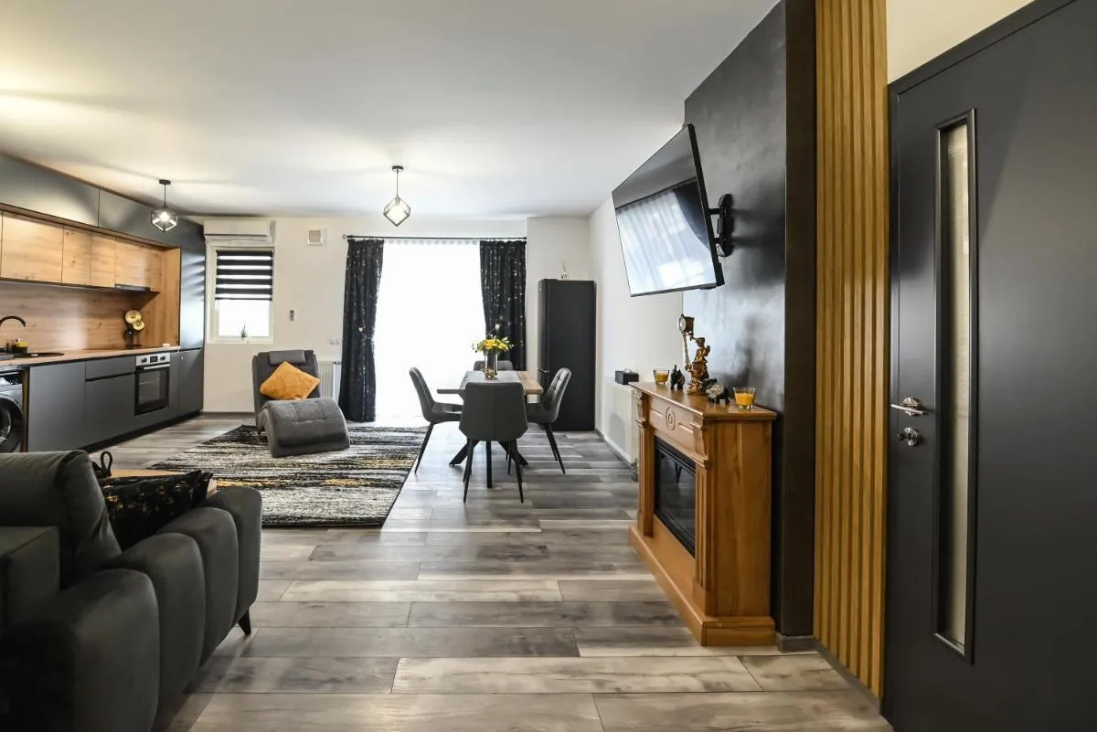Image 4 of WES Apartment Grand Park