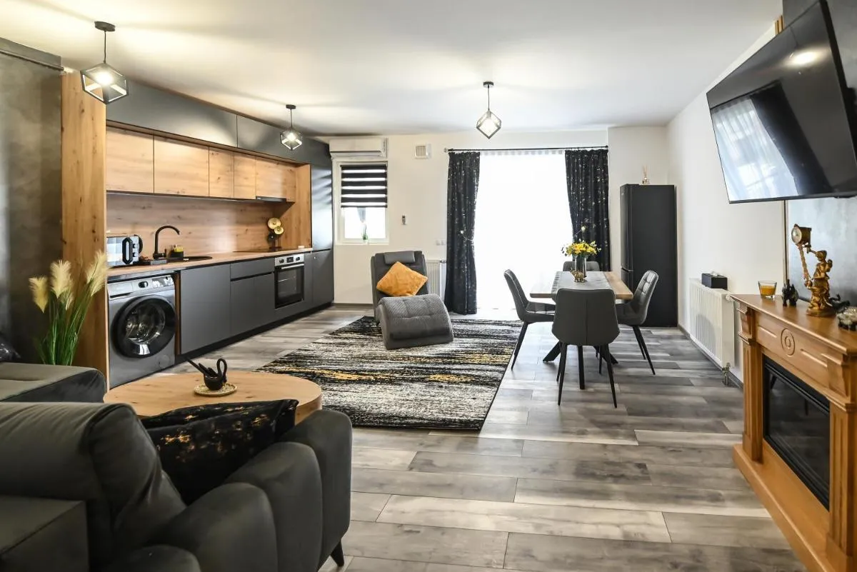 Image 2 of WES Apartment Grand Park