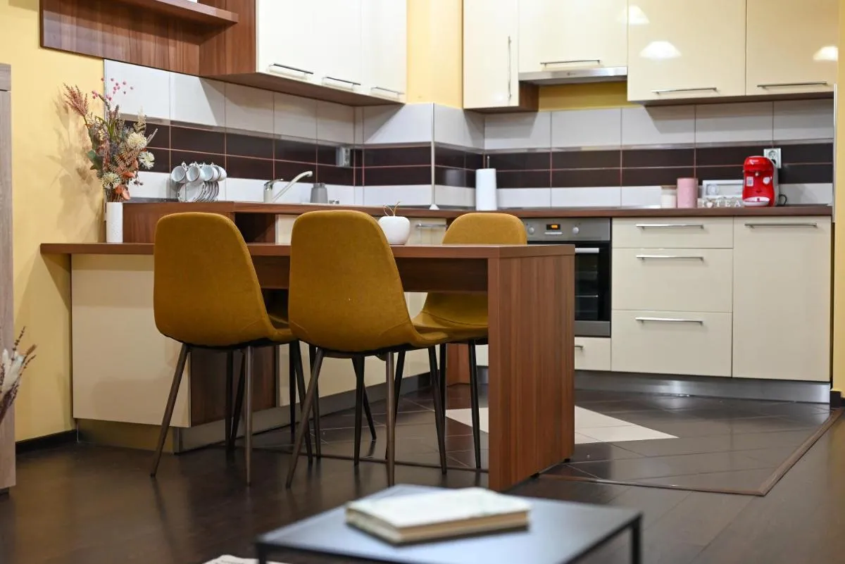 Image 6 of Warm Embrace Your Cozy Hideaway in Cluj