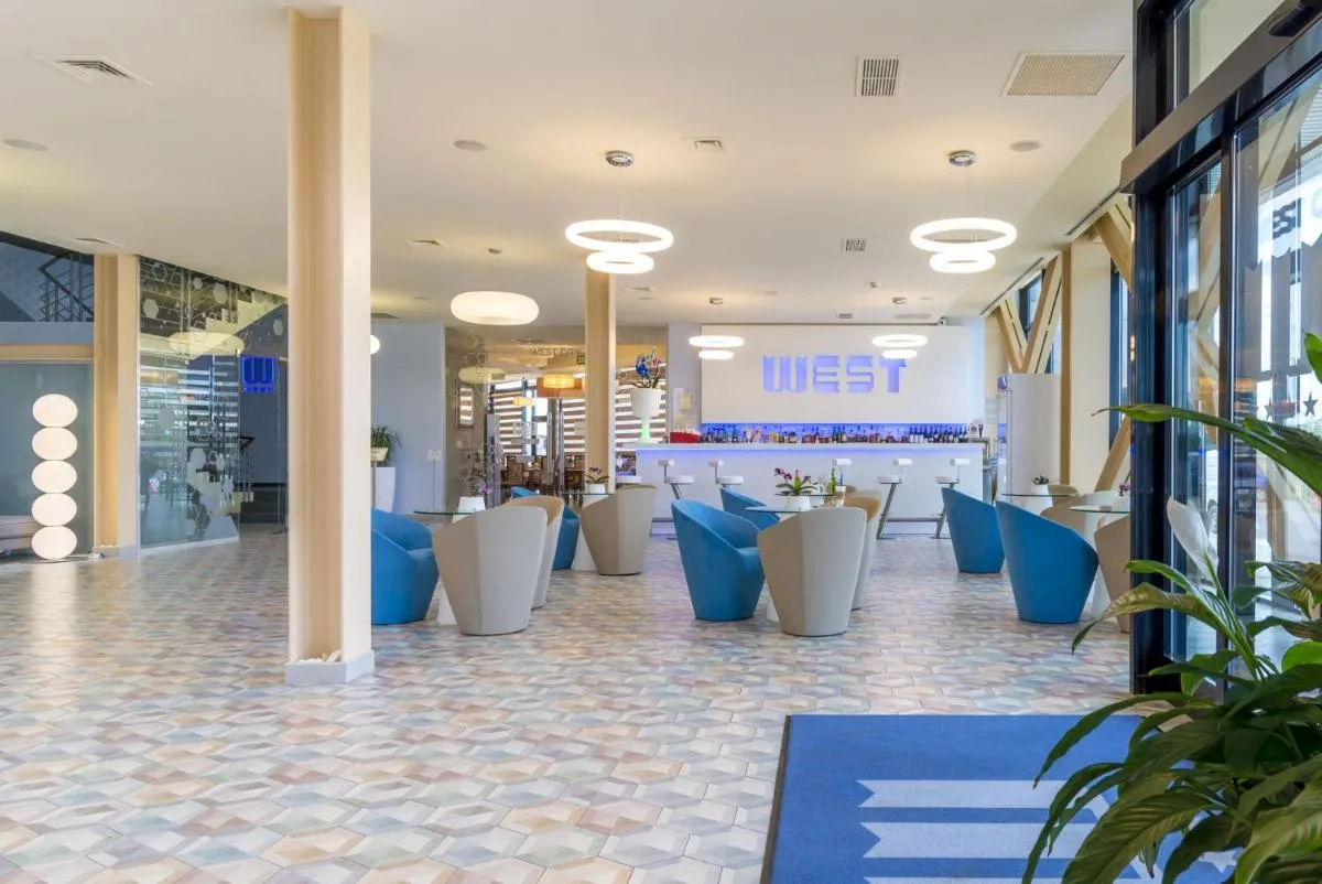 Image 6 of West City Hotel