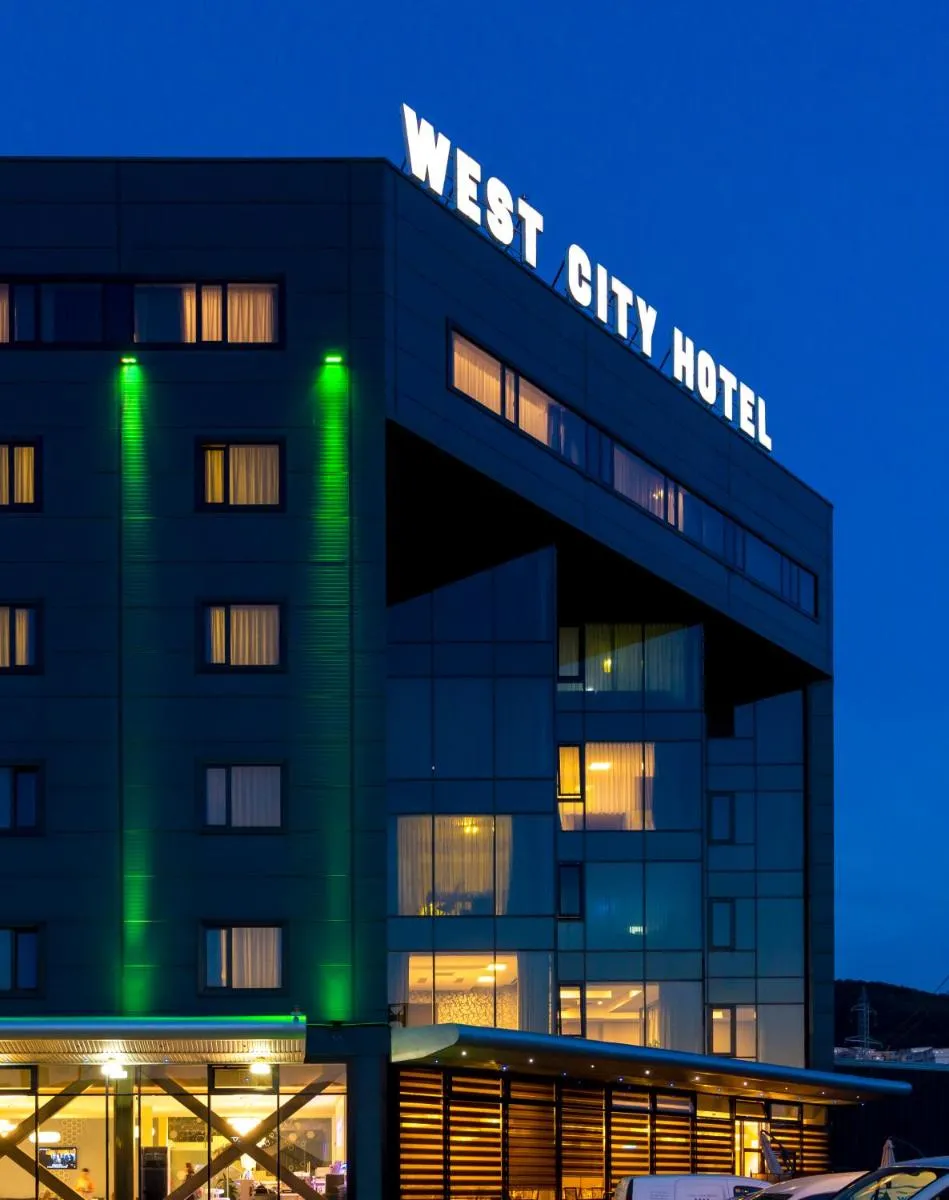 Image 3 of West City Hotel
