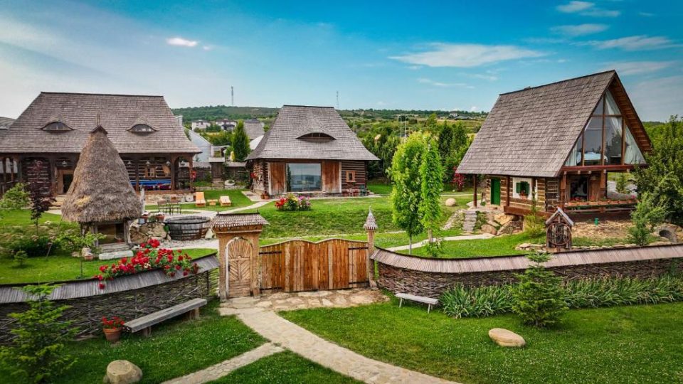 Echoes of Vlădicu